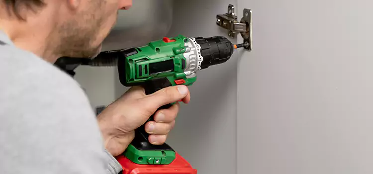 Commercial Door Hinge Repair Warren