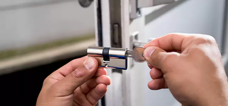 Emergency Locksmith for House Warren