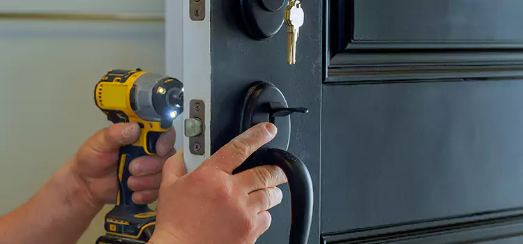 Commercial Door Lock Installation Warren