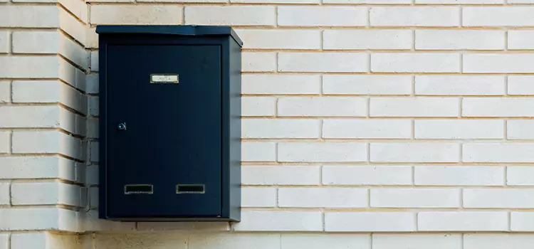 Mailbox Lock Repair Warren